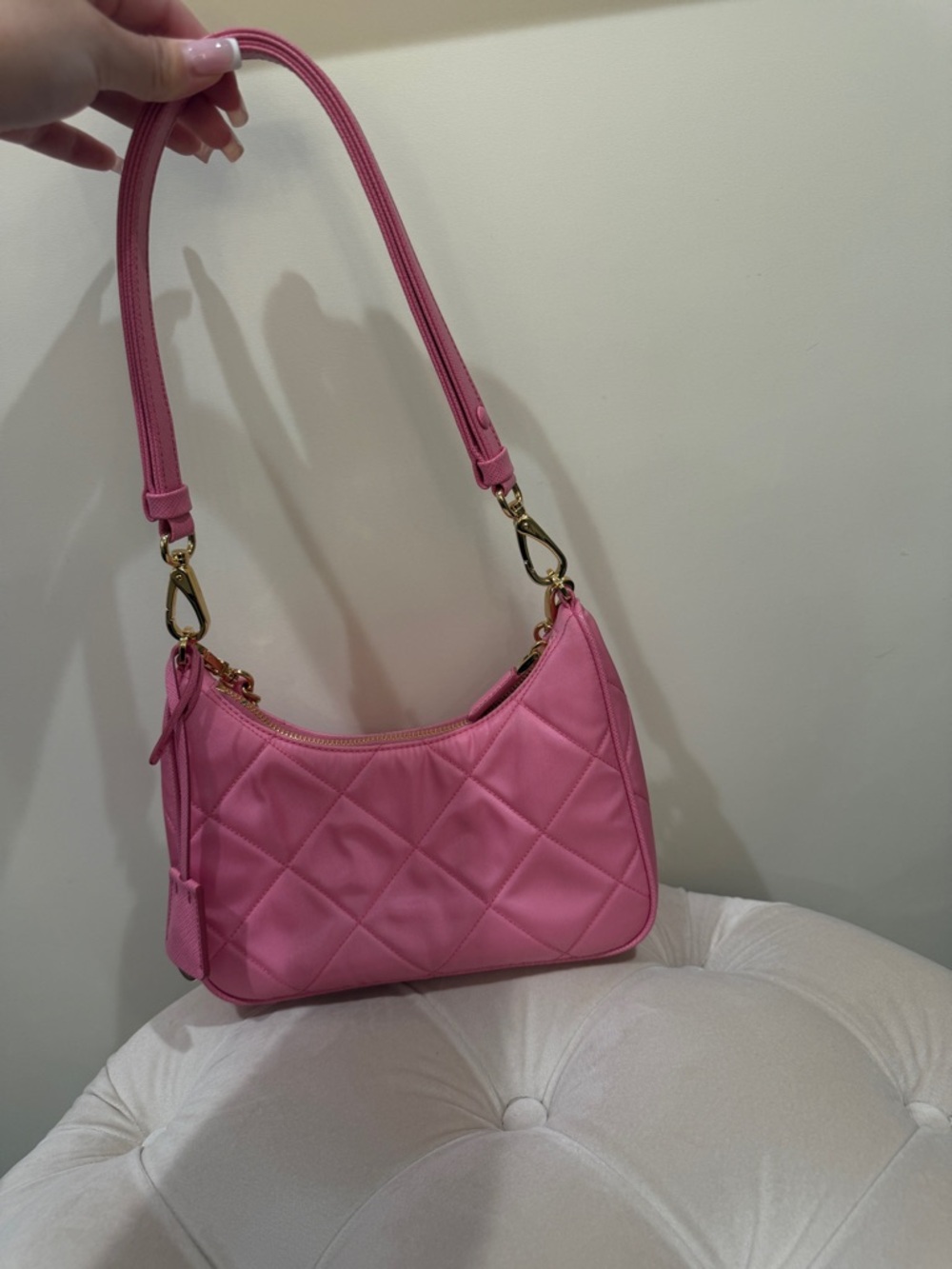 Prada Quilted Pink Shoulder Bag with Gold Chain Strap - Picture 2 of 4